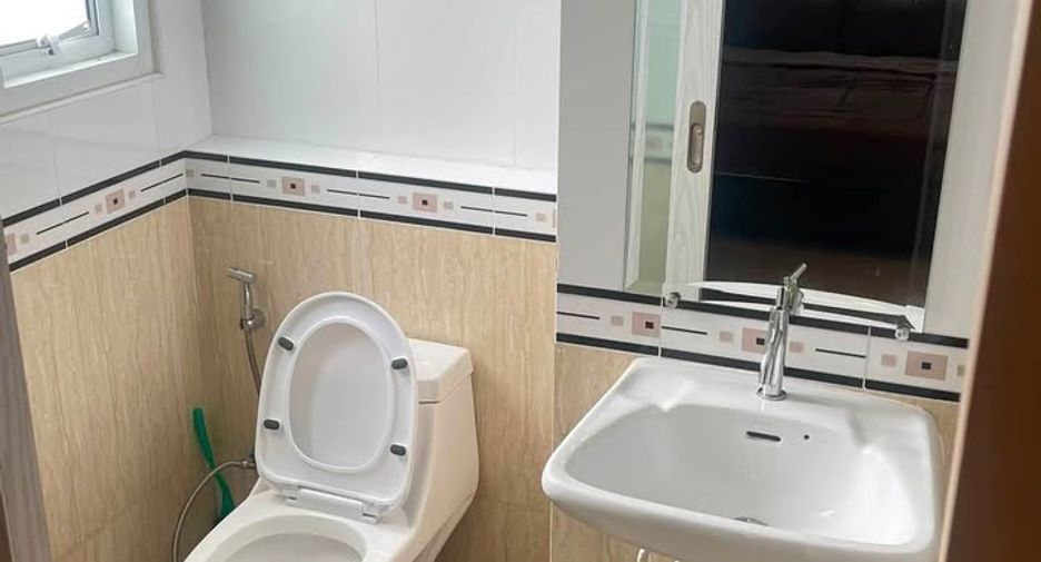 For rent 2 bedrooms condo in Bang Lamung, Chonburi