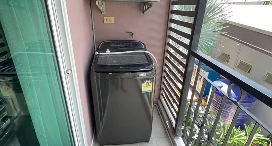 For rent 2 bedrooms condo in Bang Lamung, Chonburi