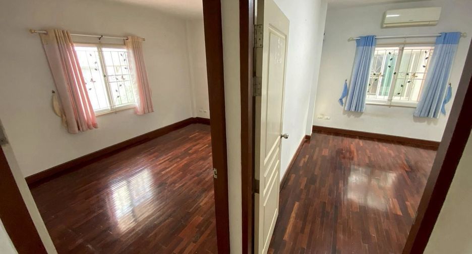 For sale 4 bedrooms house in Bang Phli, Samut Prakan
