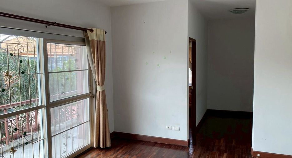 For sale 4 bedrooms house in Bang Phli, Samut Prakan