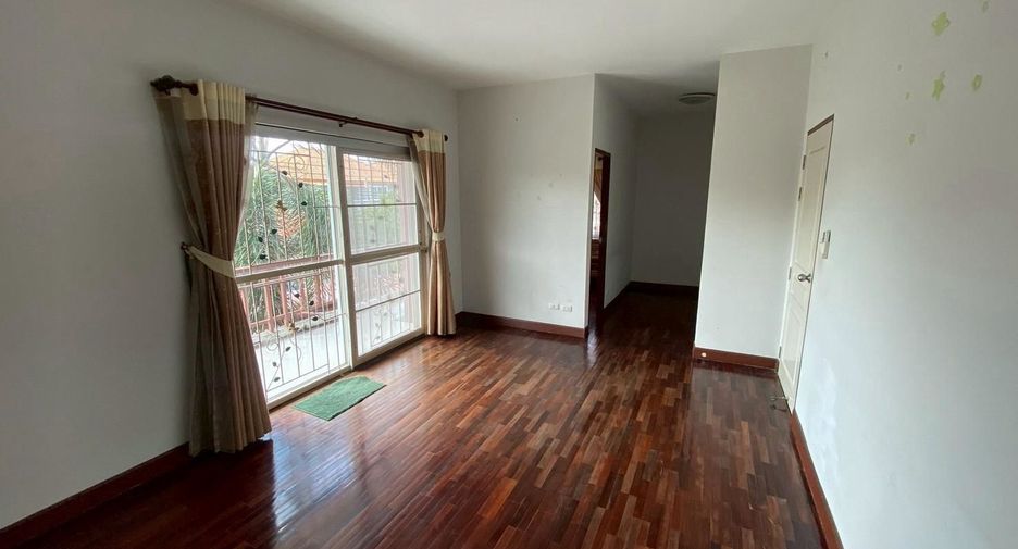 For sale 4 bedrooms house in Bang Phli, Samut Prakan