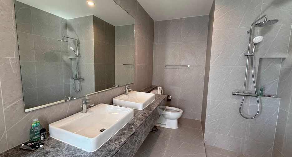 Аренда 4 спальни дом в Bang Phli, Самутпракан