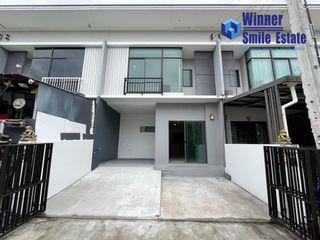 Reihenhaus zum Kauf mit 4 Zimmer in Bang Phli, Samut Prakan