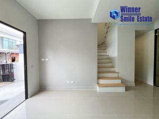Reihenhaus zum Kauf mit 4 Zimmer in Bang Phli, Samut Prakan