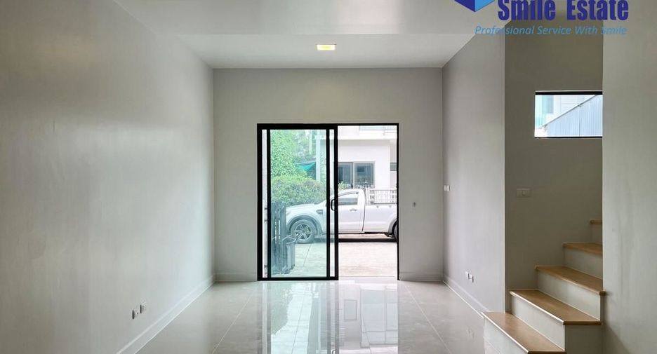 Reihenhaus zum Kauf mit 4 Zimmer in Bang Phli, Samut Prakan
