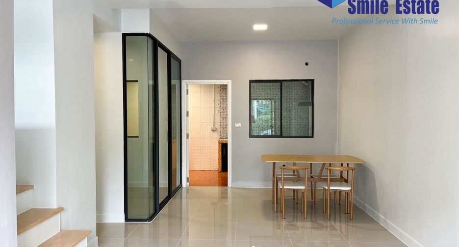 Reihenhaus zum Kauf mit 4 Zimmer in Bang Phli, Samut Prakan