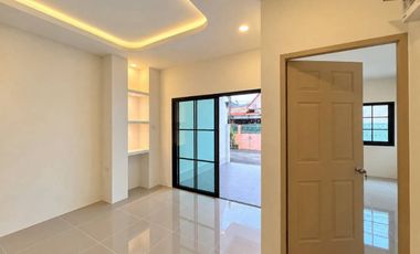 For sale 2 bedrooms townhouse in Thalang, Phuket