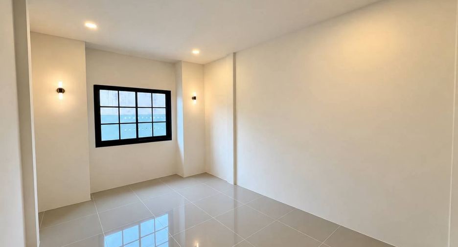 For sale 2 bedrooms townhouse in Thalang, Phuket