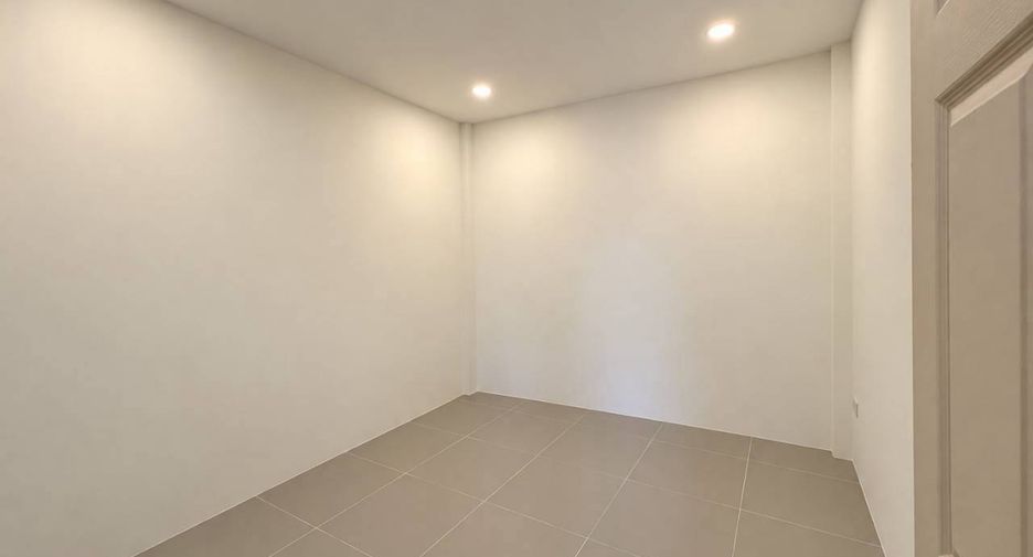 For sale 2 bedrooms townhouse in Thalang, Phuket