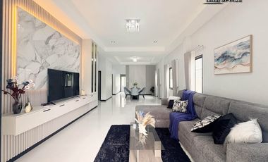 For sale 3 bedrooms villa in Huay Yai, Pattaya