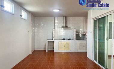 For sale 4 ベッドルーム house in Mueang Samut Prakan, Samut Prakan
