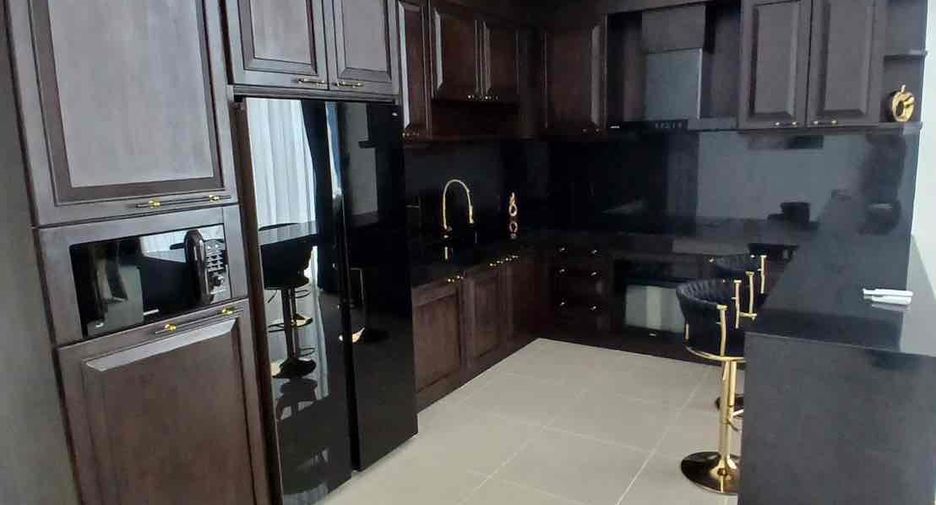 For rent 6 bedrooms villa in Bang Lamung, Chonburi