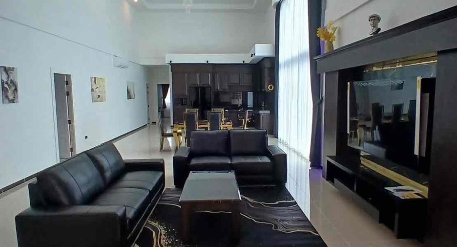 For rent 6 bedrooms villa in Bang Lamung, Chonburi