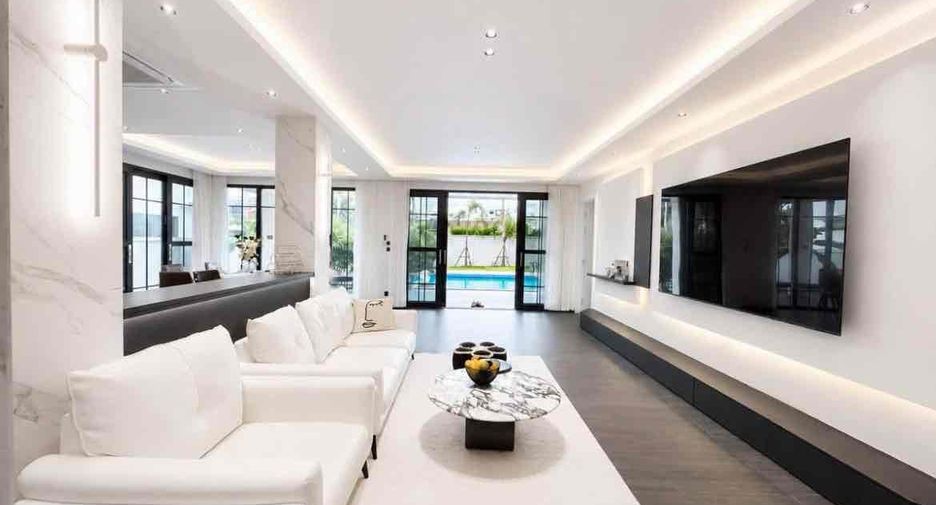 For sale and for rent 5 bedrooms villa in Bang Lamung, Chonburi
