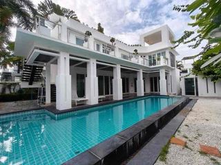 For rent 4 bedrooms villa in Bang Lamung, Chonburi