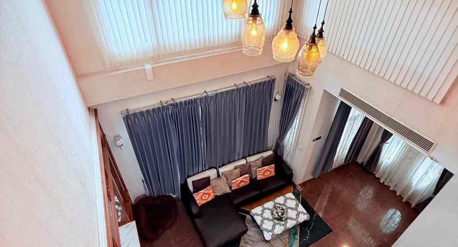 For rent 4 bedrooms villa in Jomtien, Pattaya