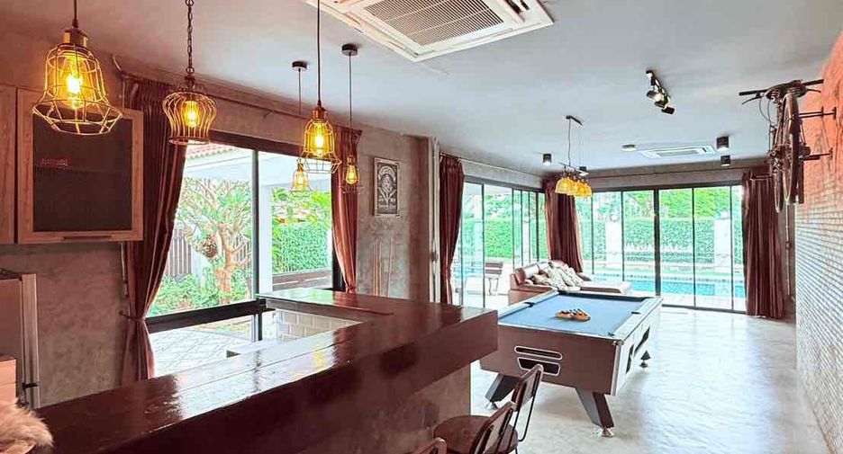 For rent 4 bedrooms villa in Jomtien, Pattaya