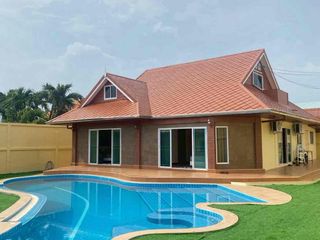 For rent 5 bedrooms villa in Bang Lamung, Chonburi