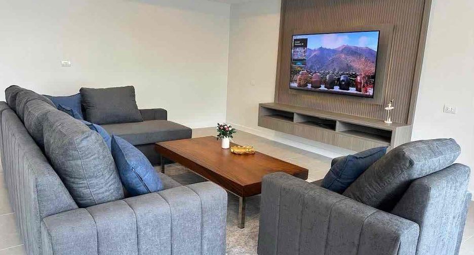 For rent 4 ベッドルーム villa in Bang Lamung, Chonburi