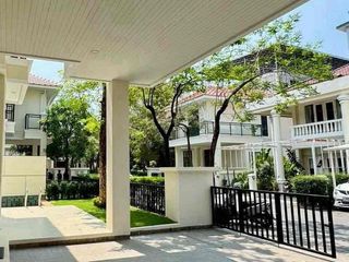 Villa en venta y en alquiler de 4 habitaciones en Bang Lamung, Chonburi