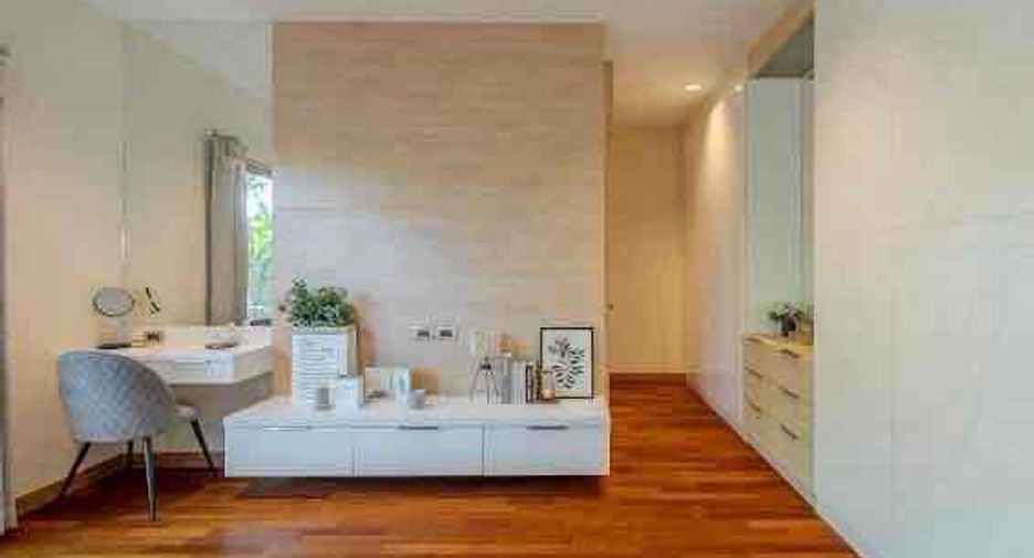 For rent 3 bedrooms villa in Huay Yai, Pattaya
