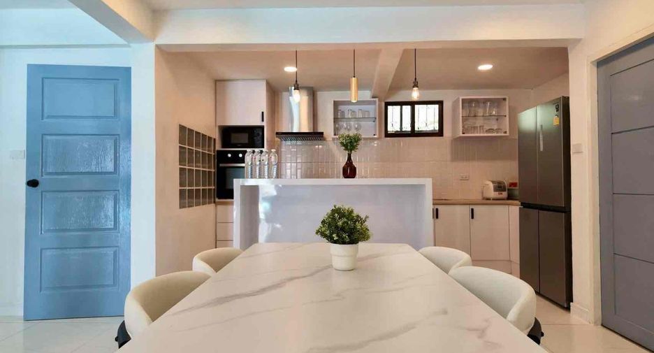 For rent 4 ベッドルーム villa in Bang Lamung, Chonburi