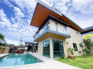 For rent 4 ベッドルーム villa in Bang Lamung, Chonburi