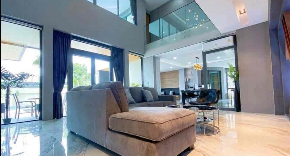 For rent 4 ベッドルーム villa in Bang Lamung, Chonburi