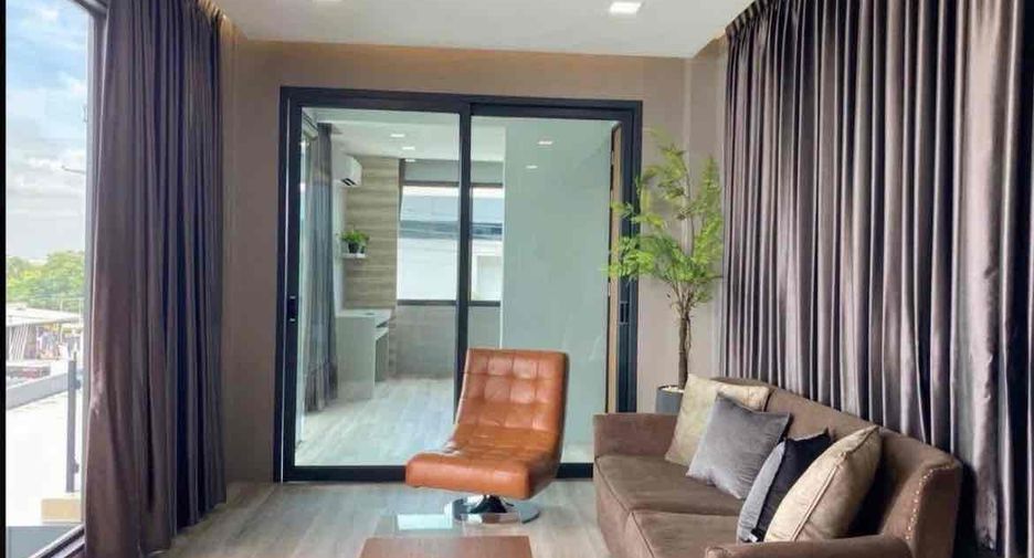 For rent 4 ベッドルーム villa in Bang Lamung, Chonburi