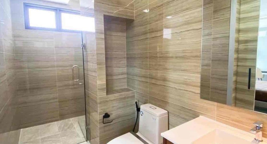 For rent 4 ベッドルーム villa in Bang Lamung, Chonburi