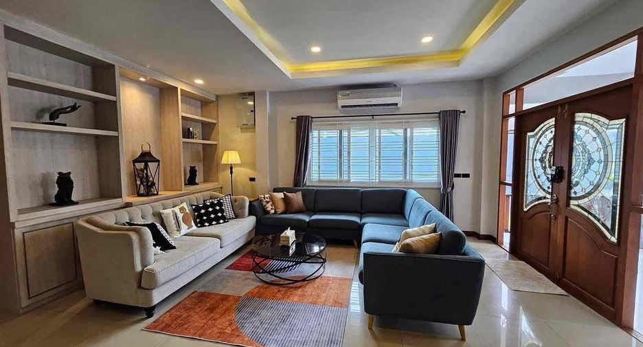 出租 4 卧室 别墅 在 Bang Lamung, Chon Buri