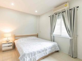 出租 4 卧室 别墅 在 Bang Lamung, Chon Buri