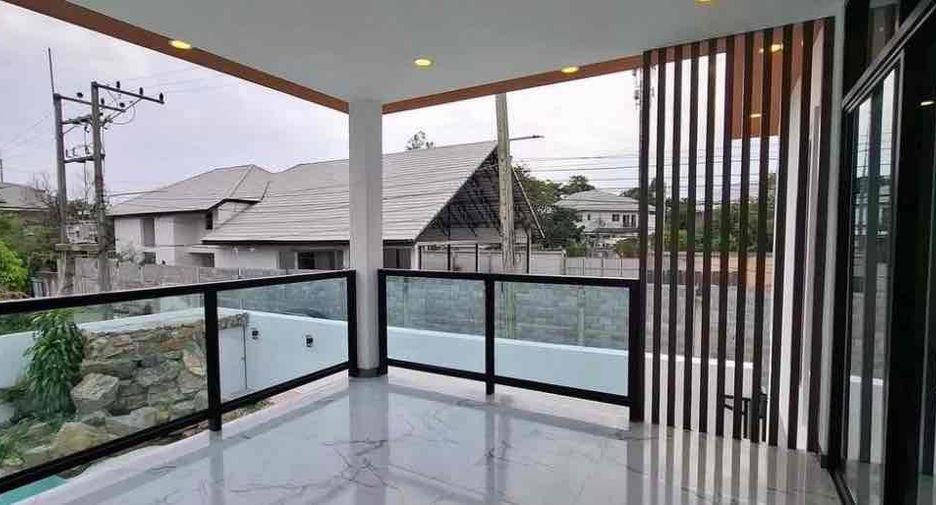 出租 5 卧室 别墅 在 Bang Lamung, Chon Buri