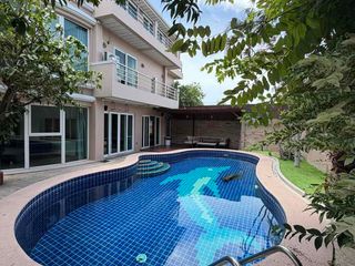 For rent 6 ベッドルーム house in Bang Lamung, Chonburi