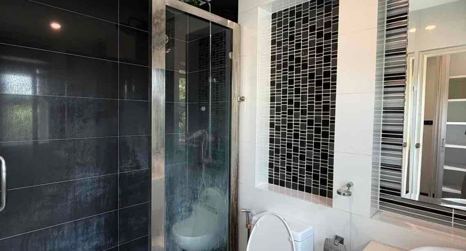 For rent 6 ベッドルーム house in Bang Lamung, Chonburi