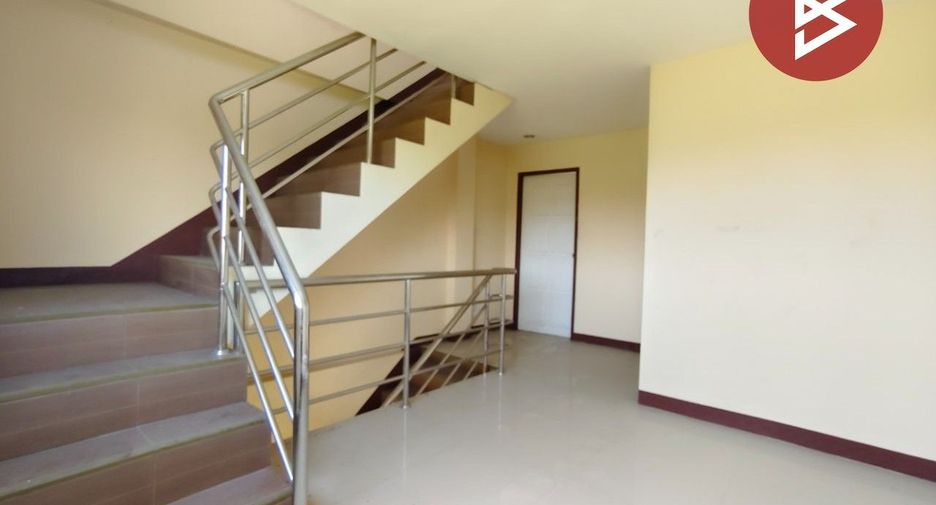 À vendre 2 chambres local commercial à Mueang Samut Prakan, Samut Prakan