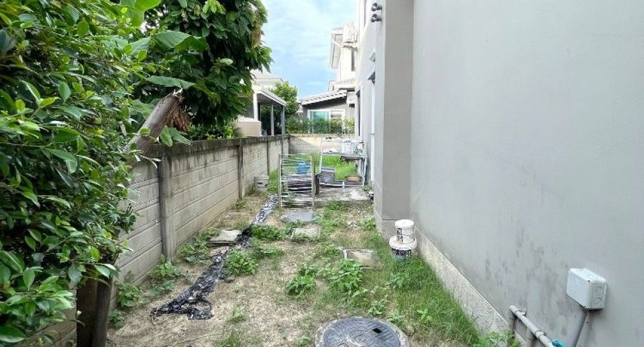 À louer et à vendre 4 chambres maison à Khlong Sam Wa, Bangkok