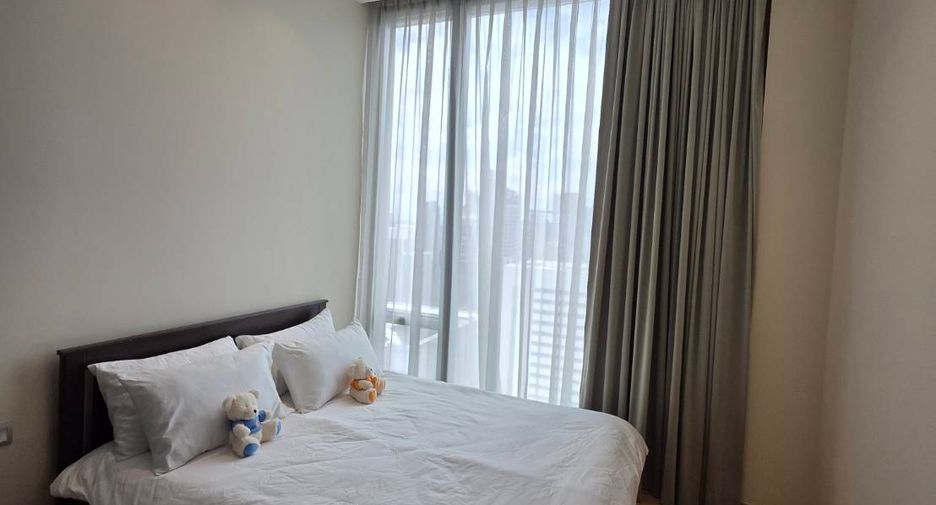 For rent 2 bedrooms condo in Pathum Wan, Bangkok