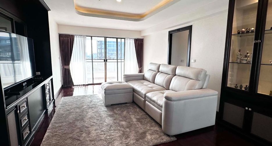 Condo en alquiler de 3 habitaciones en Rat Burana, Bangkok