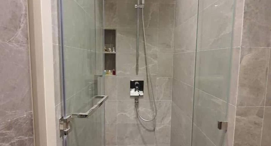For rent 1 bed condo in Pathum Wan, Bangkok