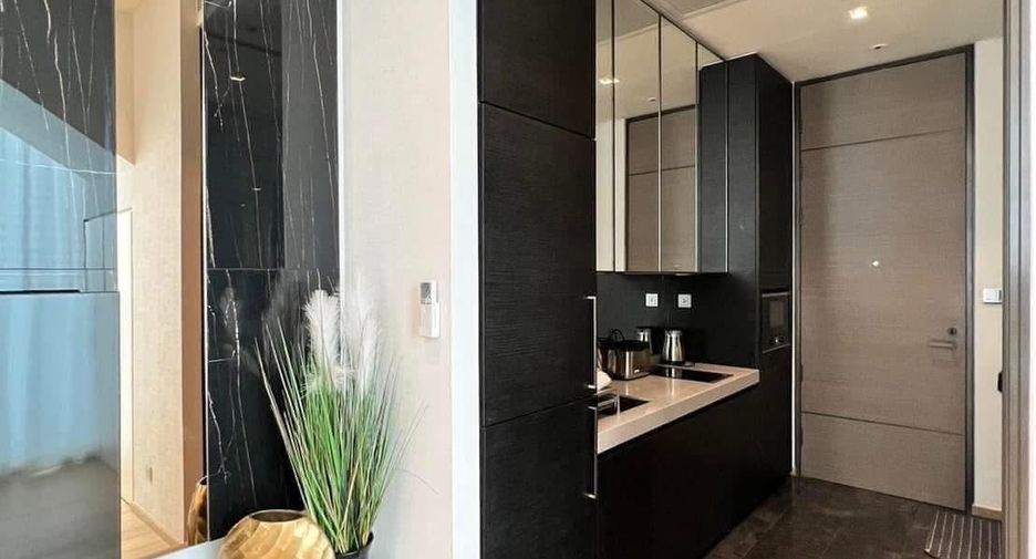 For rent 1 bed condo in Pathum Wan, Bangkok