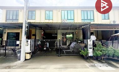 Продажа 4 спальни таунхаус в Mueang Samut Prakan, Самутпракан