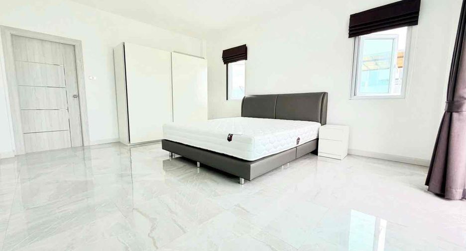 Villa zur Miete mit 5 Zimmer in Bang Lamung, Chonburi
