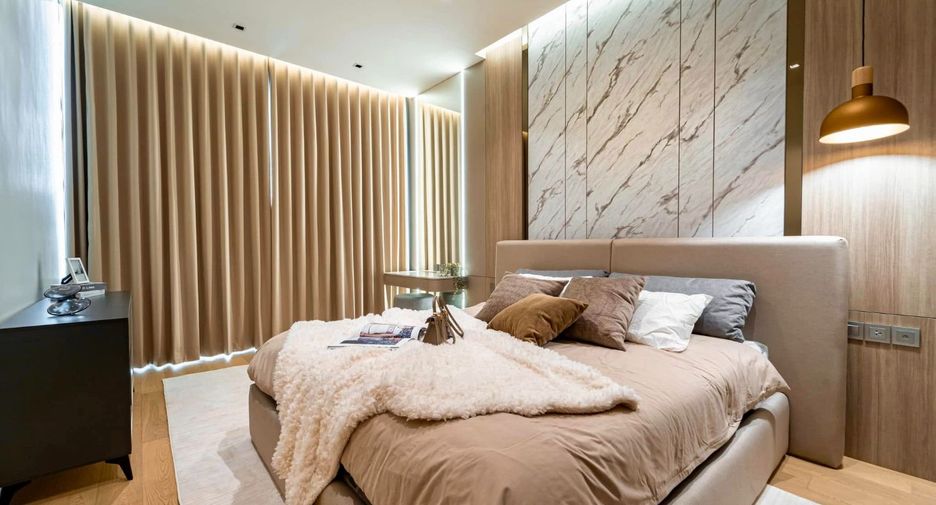 For rent 2 ベッドルーム condo in Pathum Wan, Bangkok