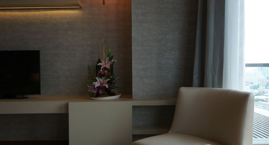 Condo en alquiler de 2 habitaciones en Pathum Wan, Bangkok