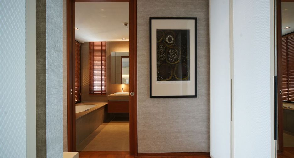 Condo en alquiler de 2 habitaciones en Pathum Wan, Bangkok