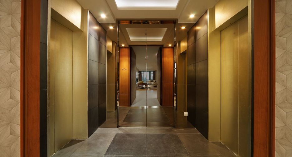 Condo en alquiler de 2 habitaciones en Pathum Wan, Bangkok