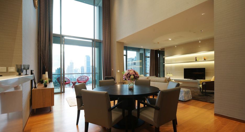 Condo en alquiler de 2 habitaciones en Pathum Wan, Bangkok