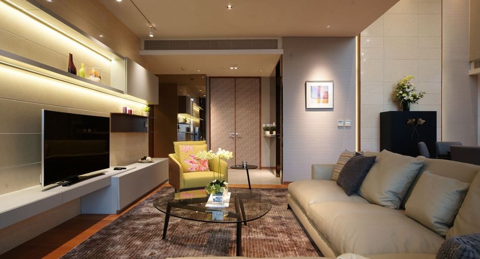 Condo en alquiler de 2 habitaciones en Pathum Wan, Bangkok