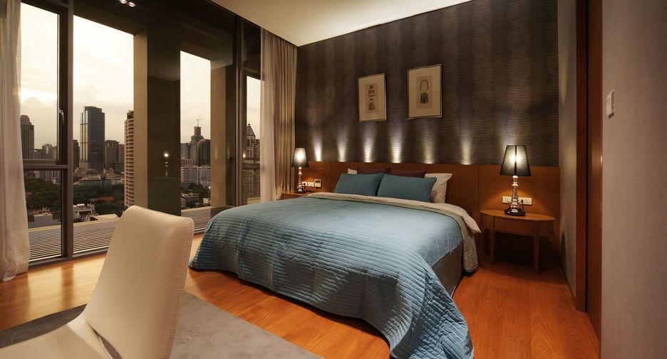 Condo en alquiler de 2 habitaciones en Pathum Wan, Bangkok